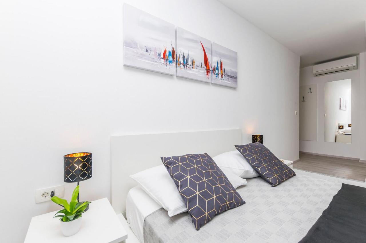 Apartments And Rooms Adriatic Suites Sibenik Luaran gambar