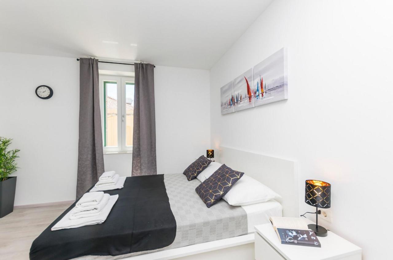 Apartments And Rooms Adriatic Suites Sibenik Luaran gambar
