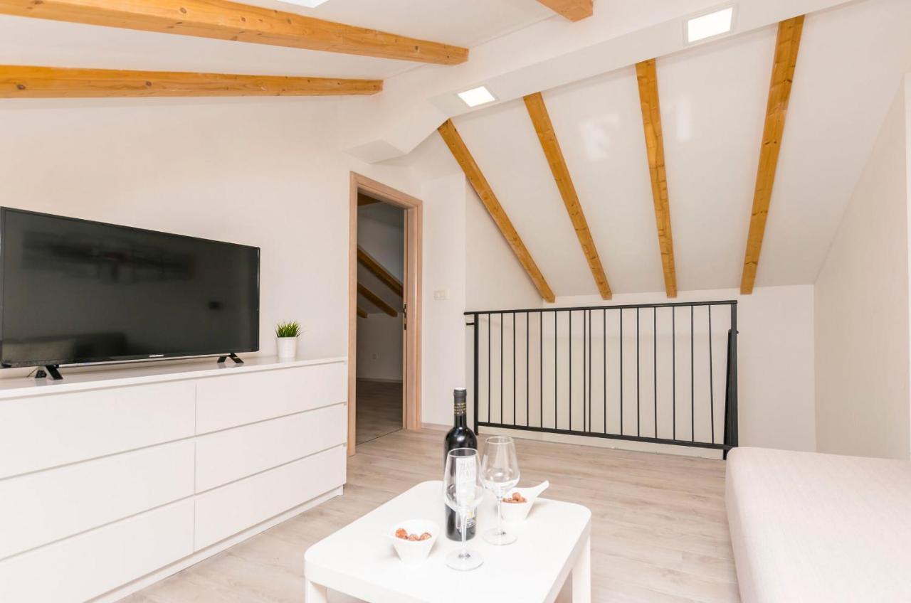 Apartments And Rooms Adriatic Suites Sibenik Luaran gambar