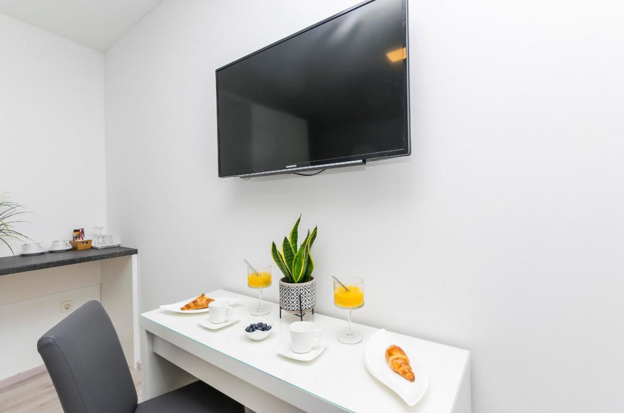 Apartments And Rooms Adriatic Suites Sibenik Luaran gambar
