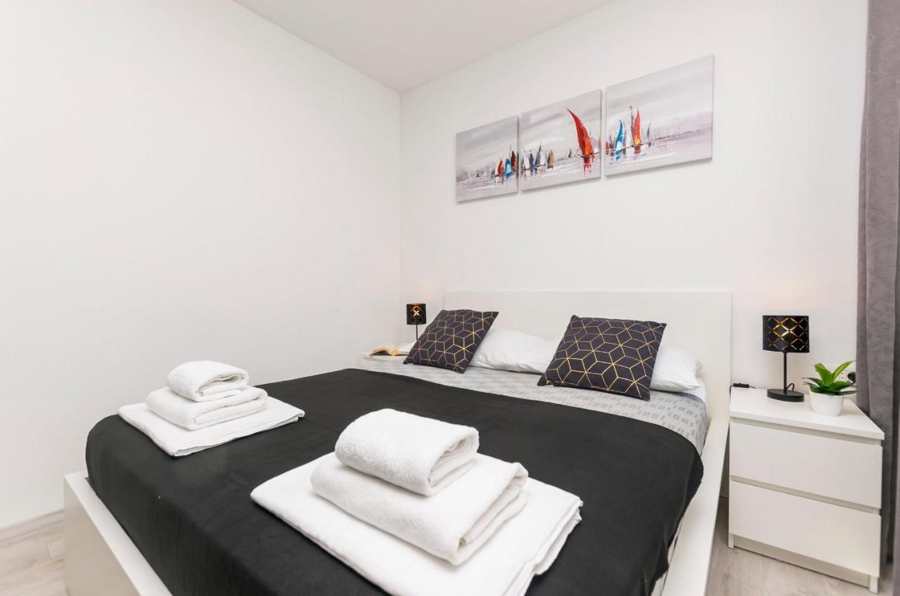 Apartments And Rooms Adriatic Suites Sibenik Luaran gambar