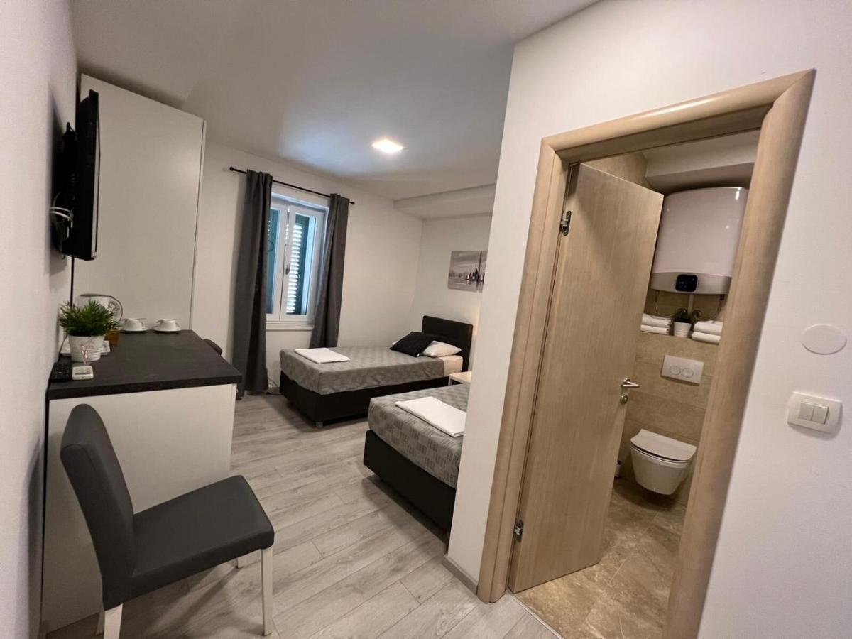 Apartments And Rooms Adriatic Suites Sibenik Luaran gambar
