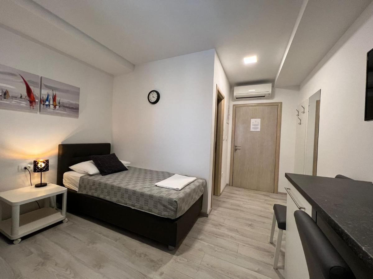 Apartments And Rooms Adriatic Suites Sibenik Luaran gambar